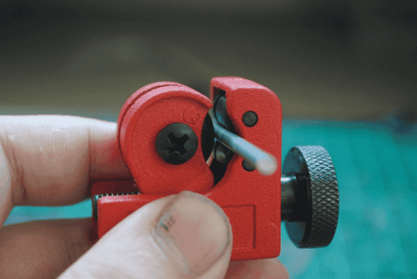 Mini Tube Cutter